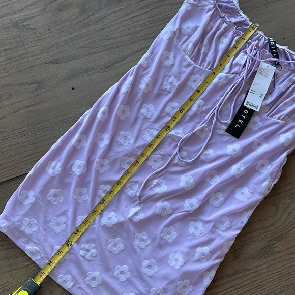 Motel Rocks Purple Mini Dress with Off-the-Shoulder Style Resort Wear - Picture 6 of 6